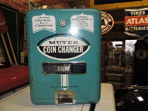 Vintage Muter coin change machine